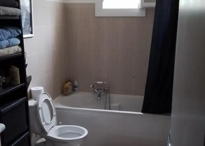 Typique Dans Un Chateau Ajaccio (Corsica)