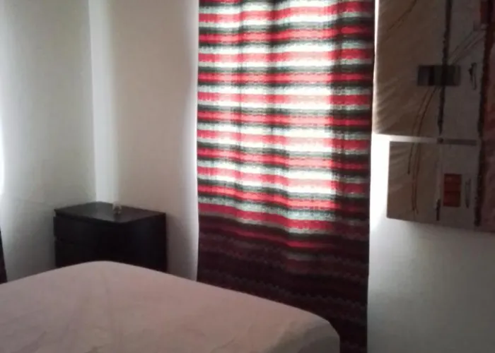 Typique Dans Un Chateau Apartment